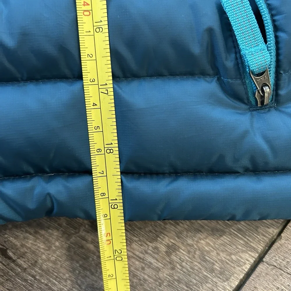 Patagonia Kids Boys Girls Teal  Down Quilted Sweater Puffer Vest Sz M 10